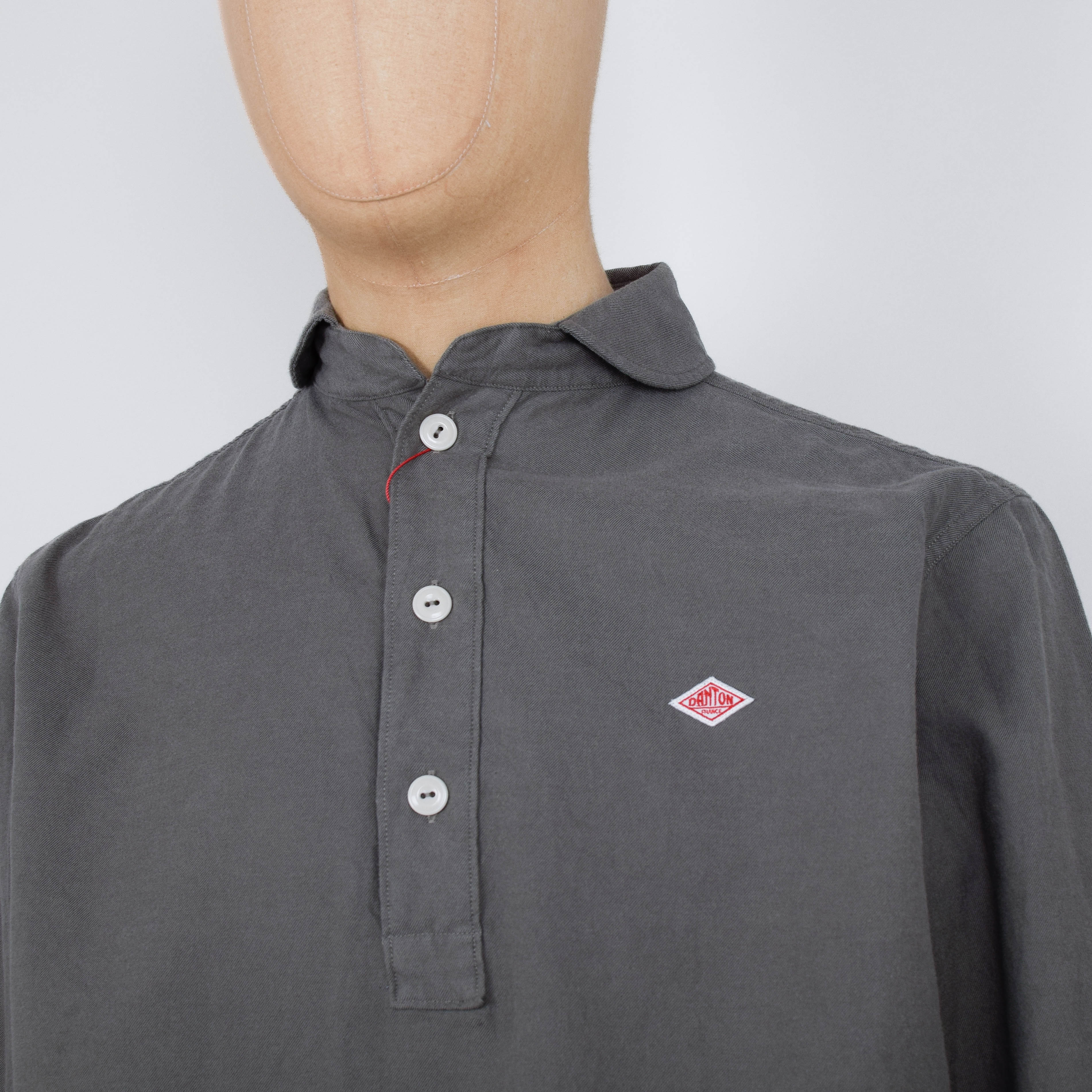 Danton Round Collar P.O Shirt L/S - Olive Chambray - Image 2
