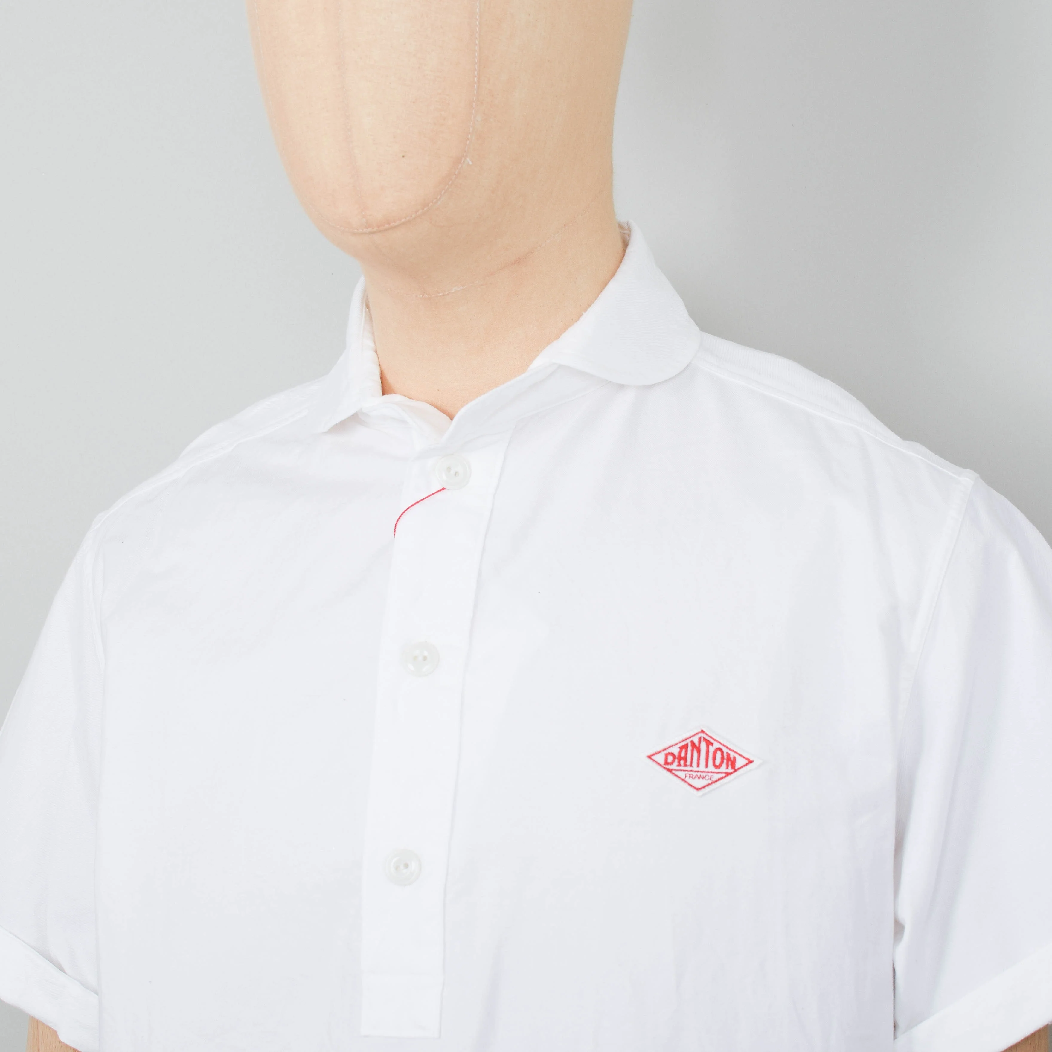 Danton Round Collar P.O Shirt S/S - White - Image 2