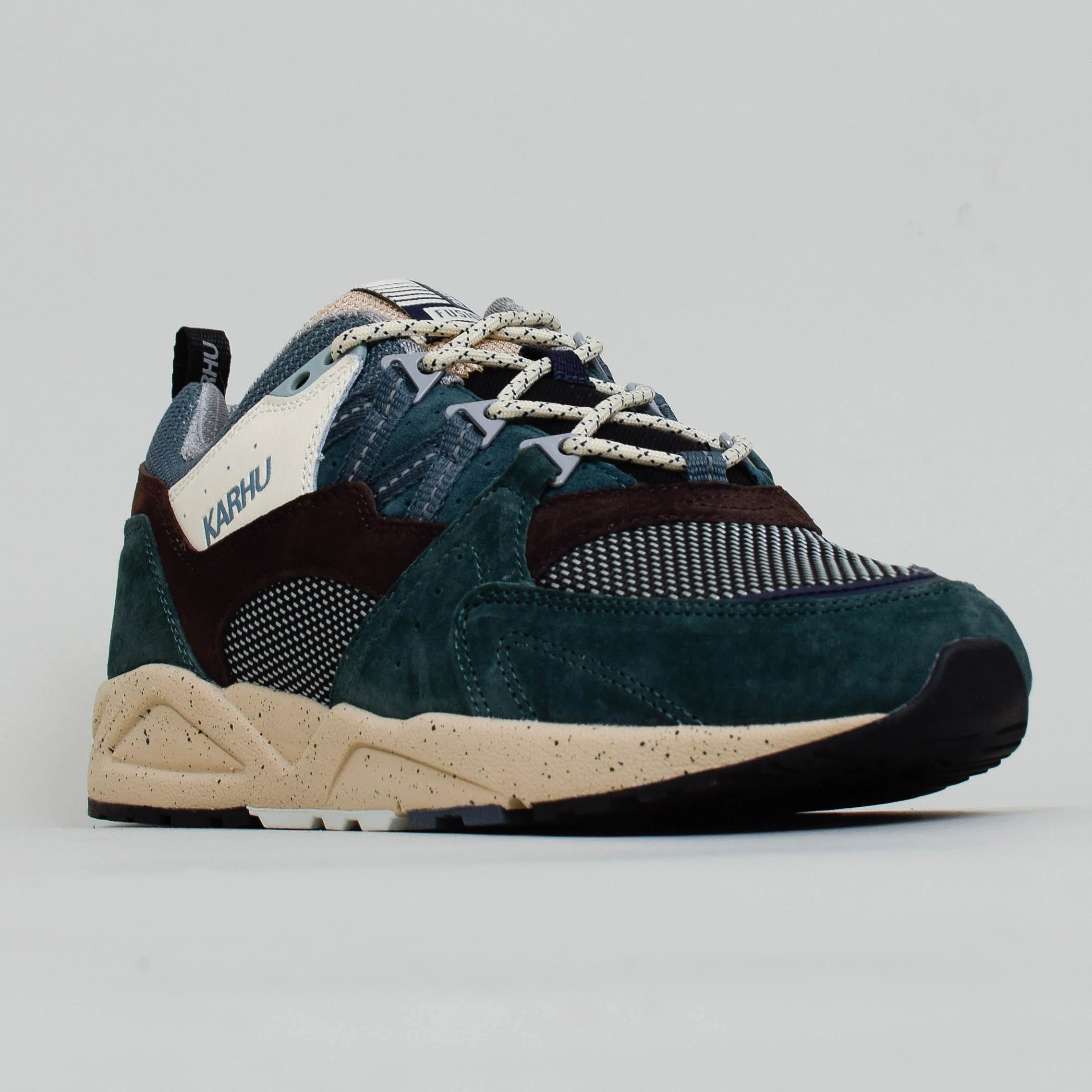 Karhu Fusion 2.0 - Dark Forest / Stormy Weather - Image 2