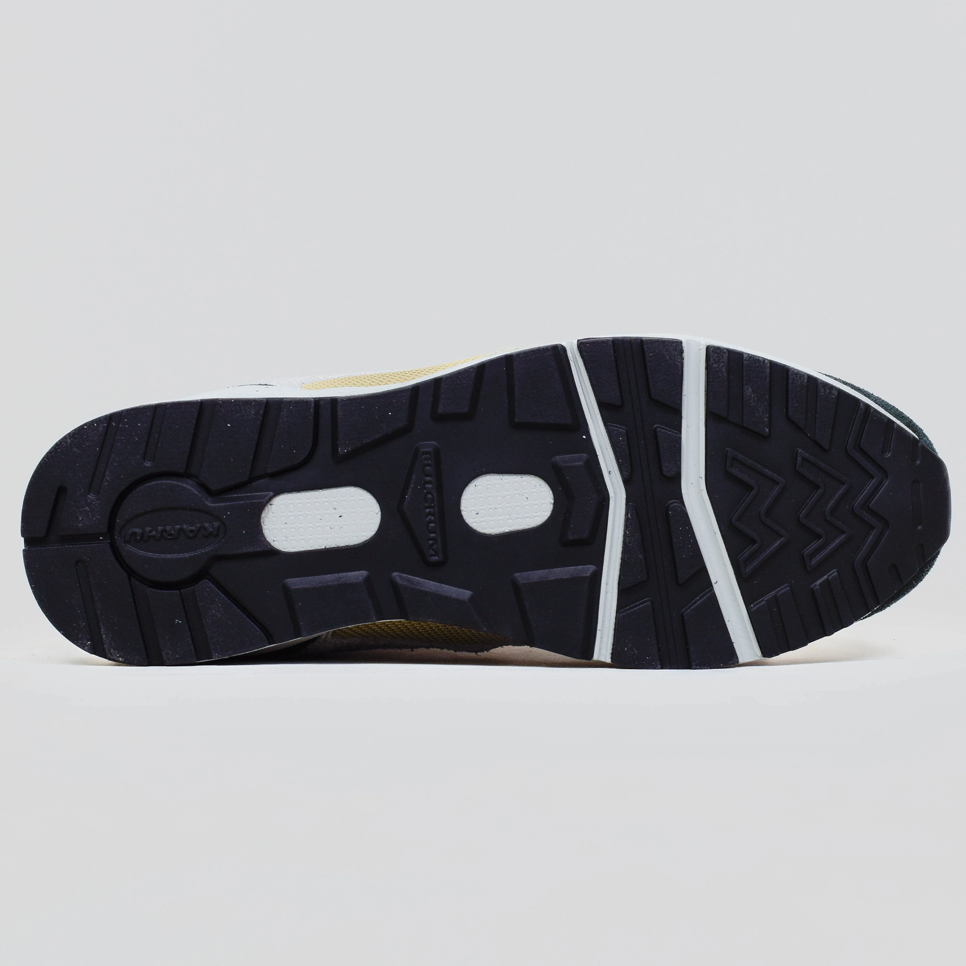 Karhu Fusion 2.0 - Darkest Spruce/ Cameo Rose - Image 4