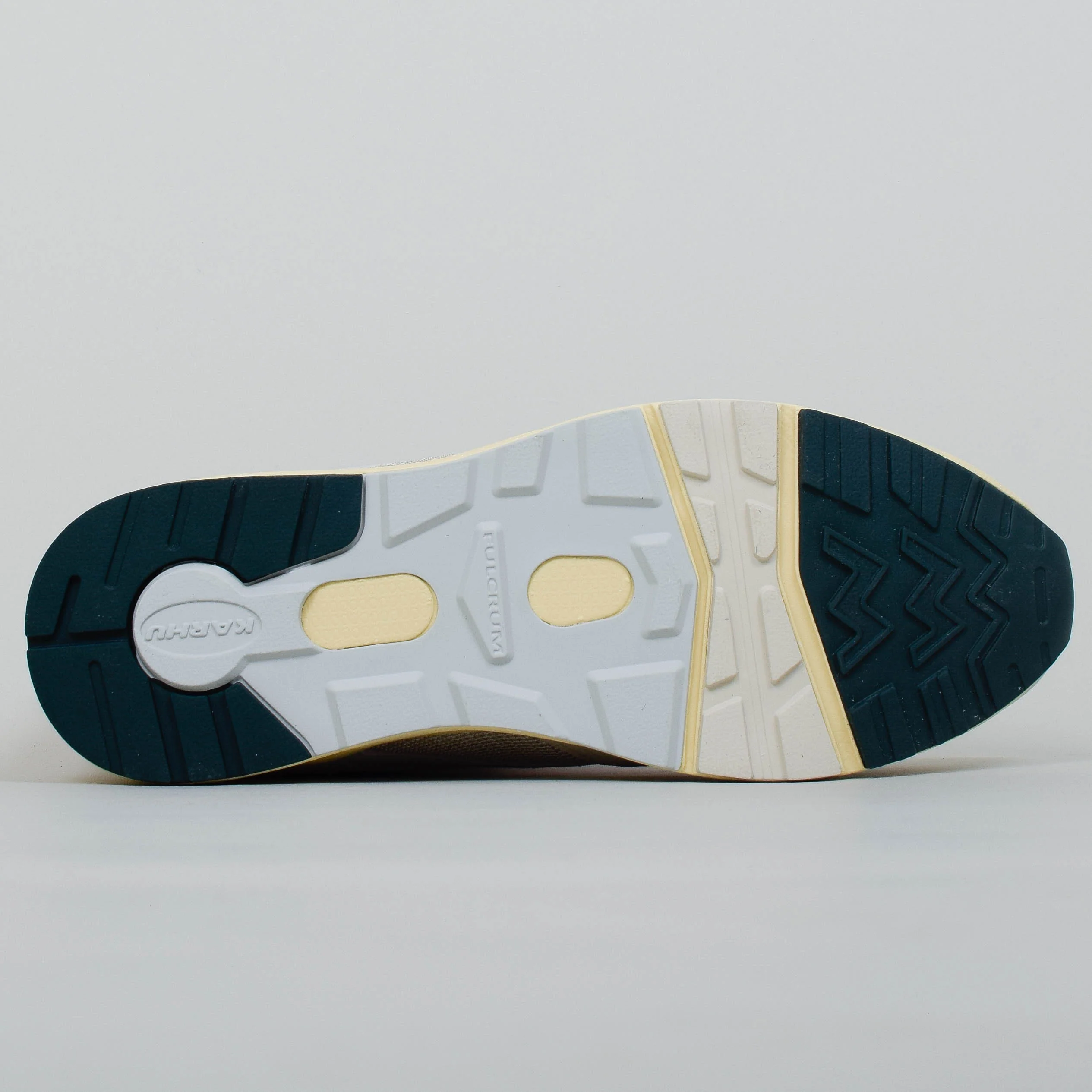 Karhu Fusion 2.0 - Whitecap Gray / Cayenne - Image 4