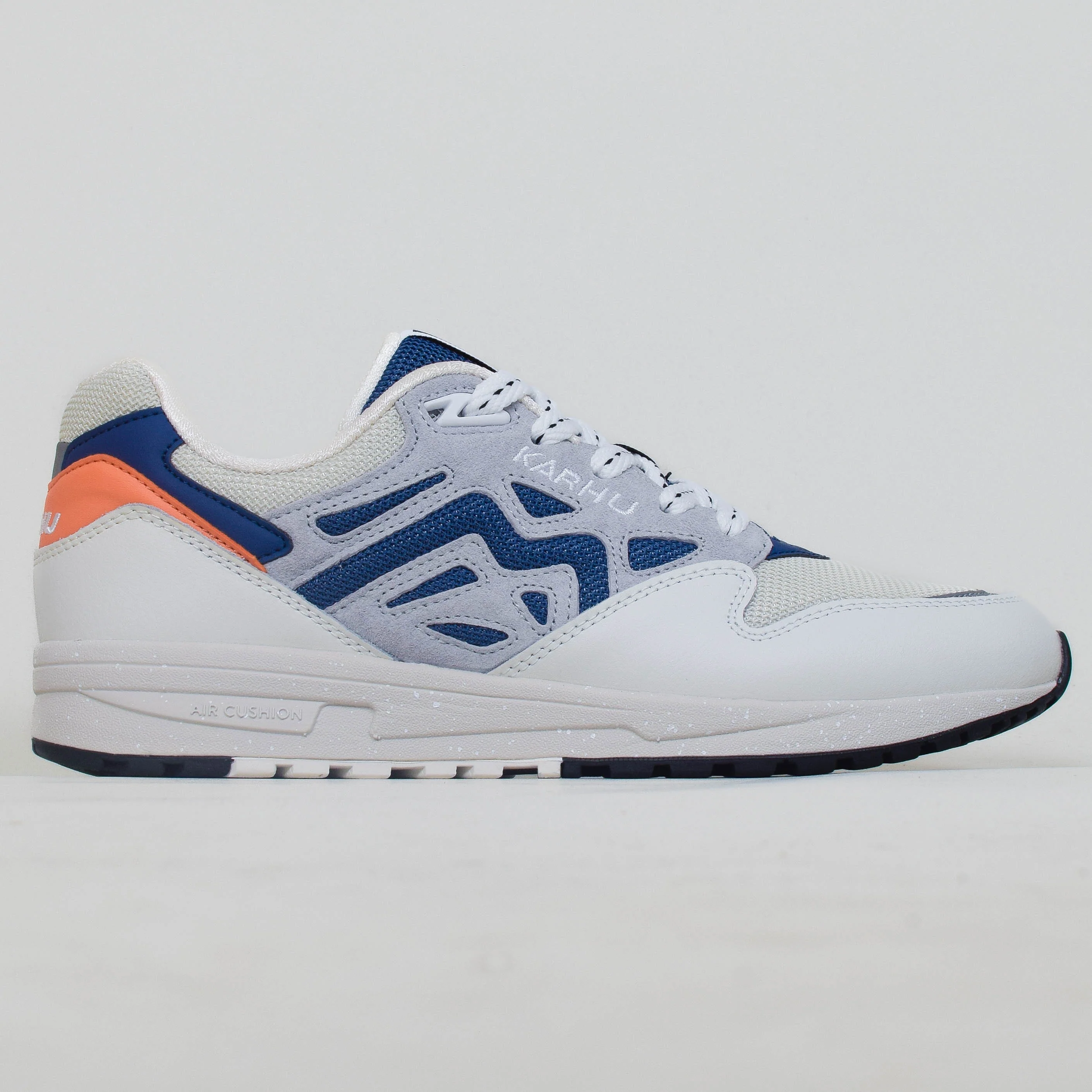 Karhu Legacy 96- Bright White / True Navy