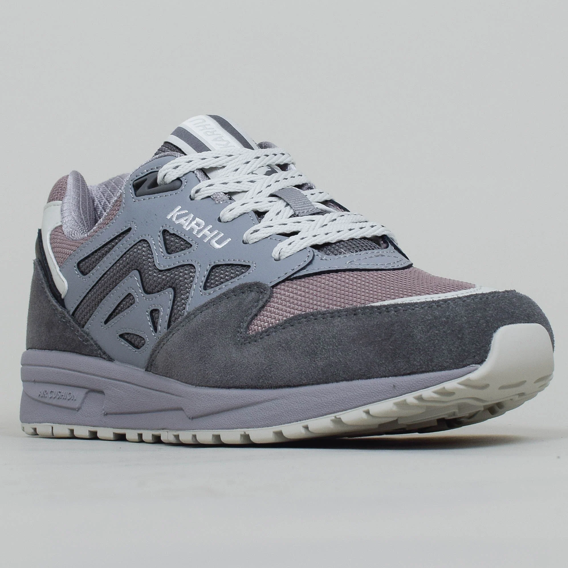 Karhu Legacy 96 - Smoked Pearl / Weathervan - Image 2