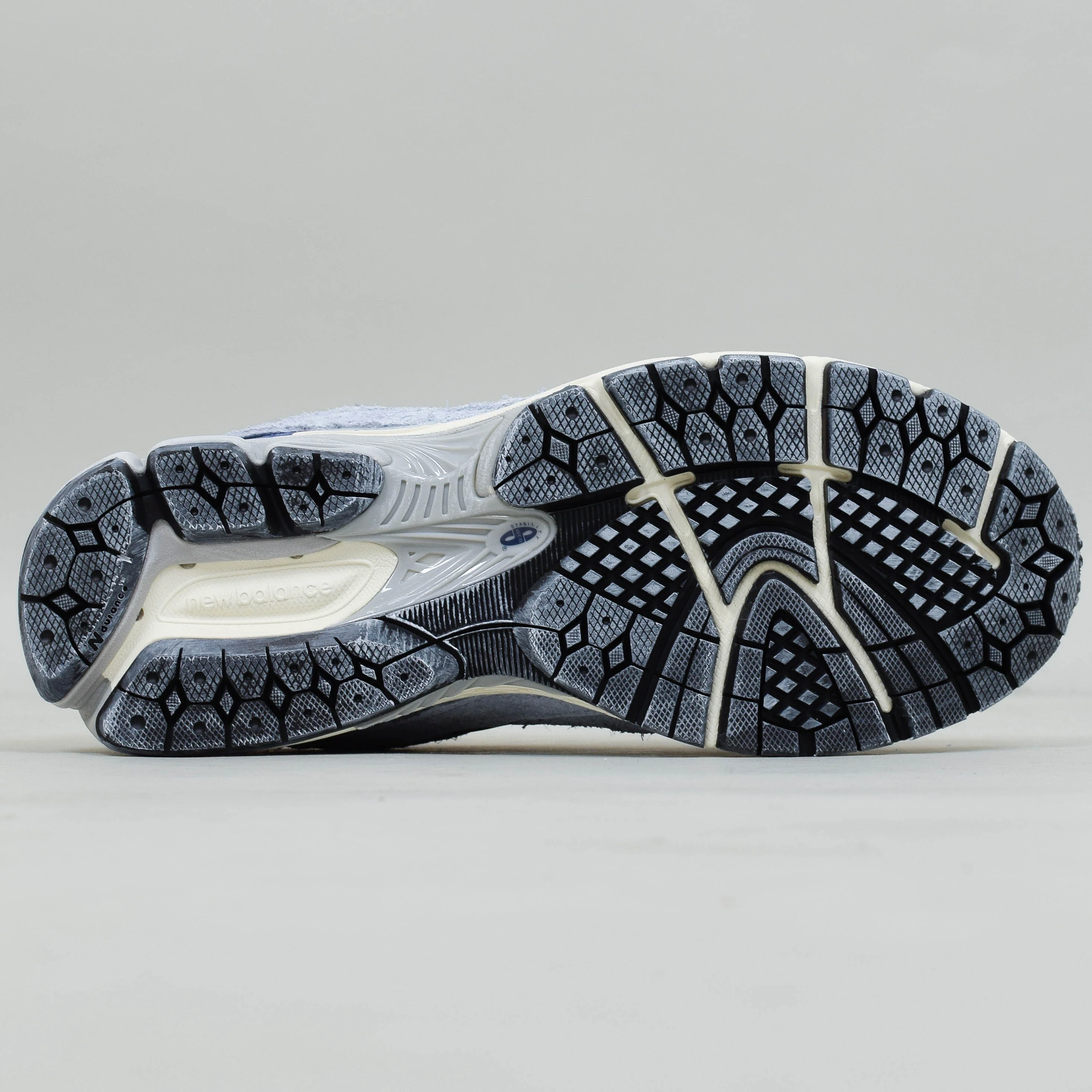 New Balance 2002 - Light Arctic Grey/Moon Shadow M2002RDI - Image 4