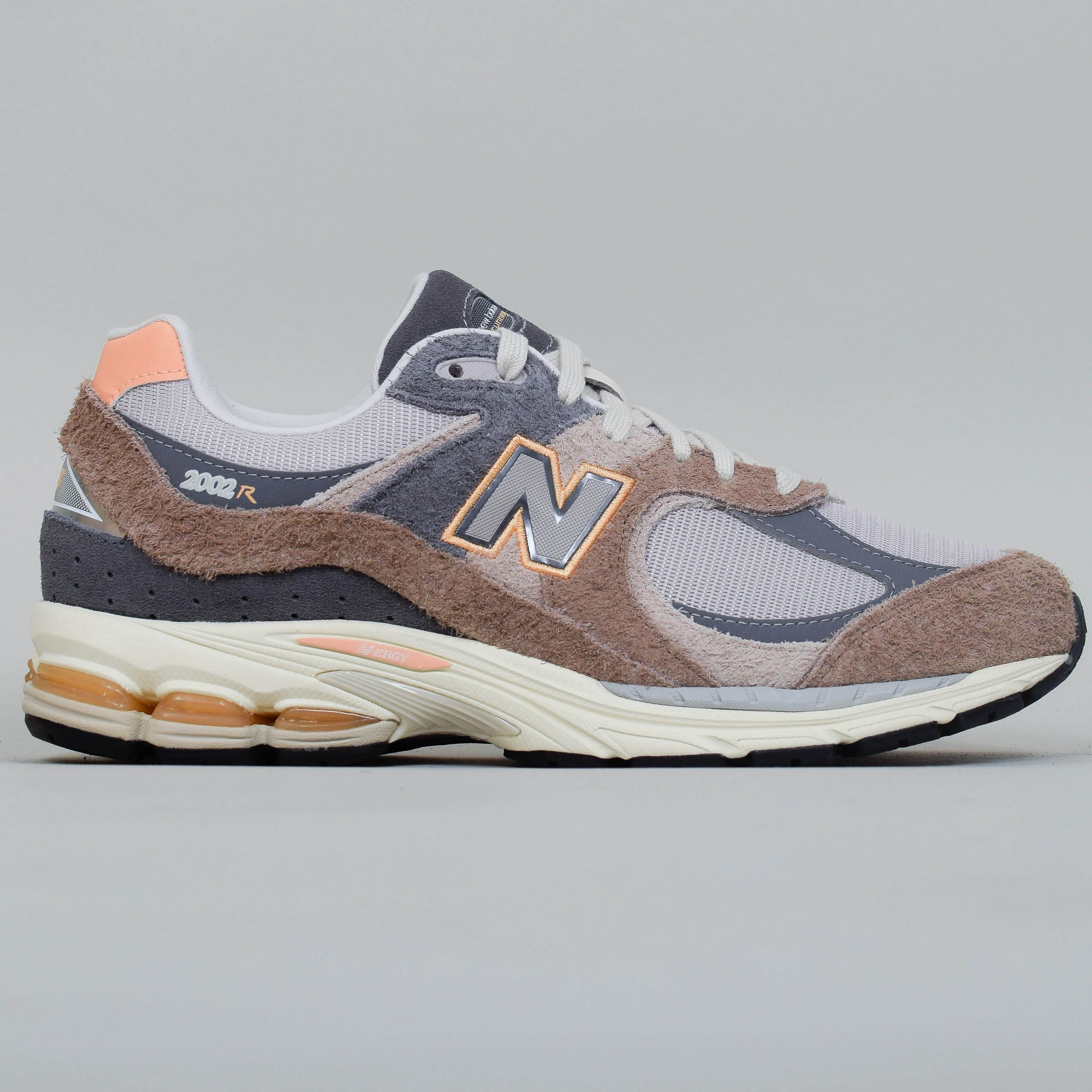 New Balance 2002 - Mushroom (ML2002REJ)