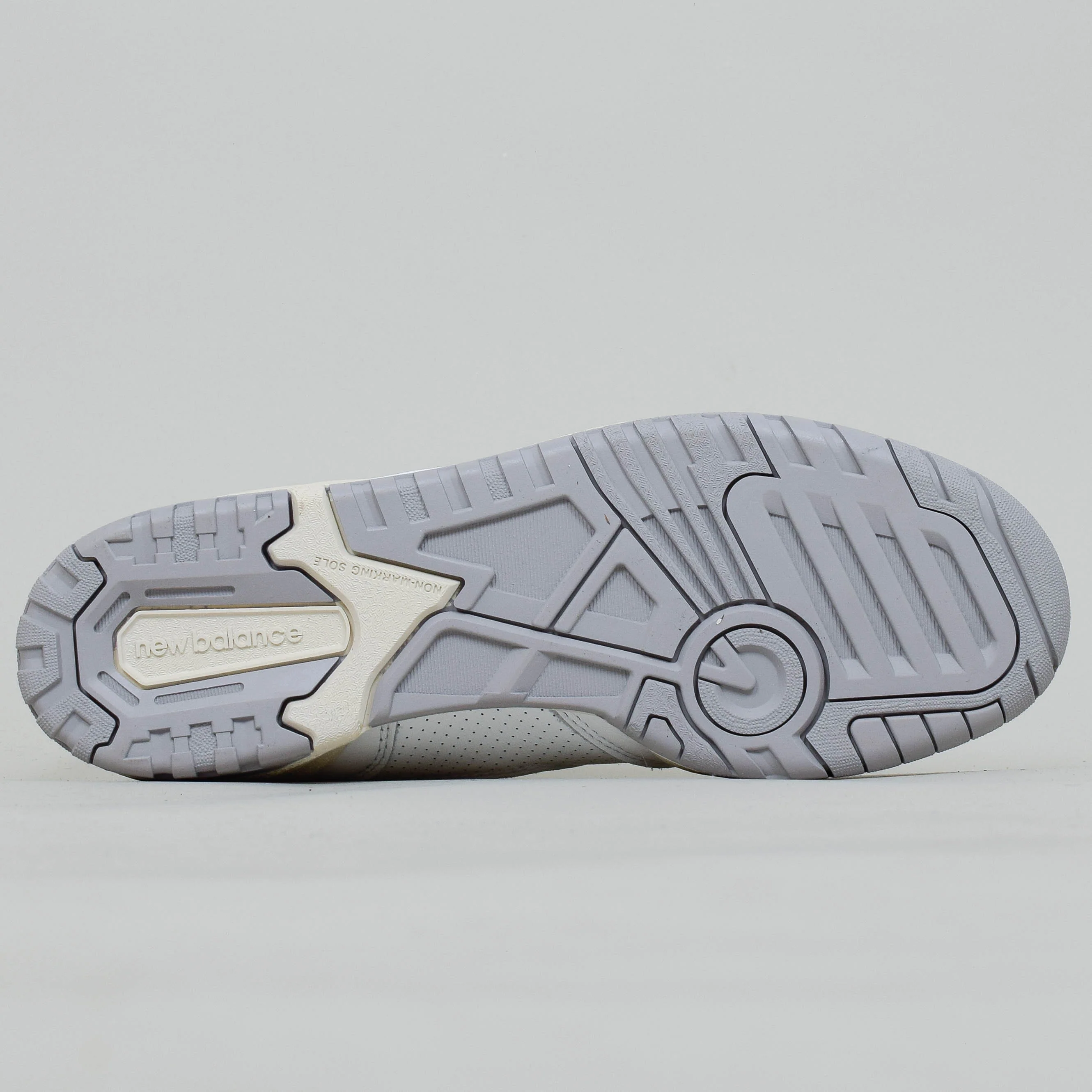 New Balance 550 - White (BB550PWG) - Image 4