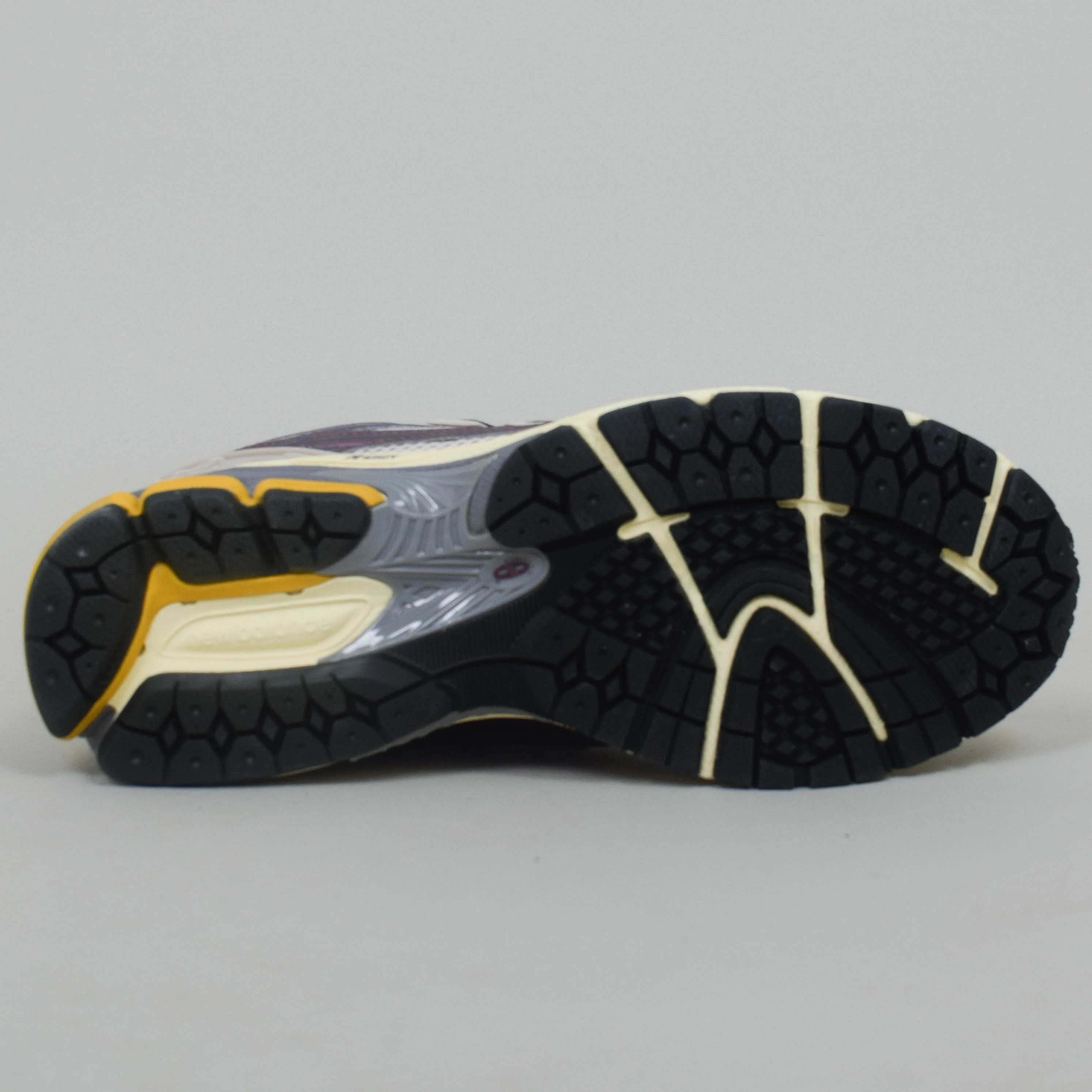 New Balance M1906RRA - Licorice/Moonbeam - Image 4