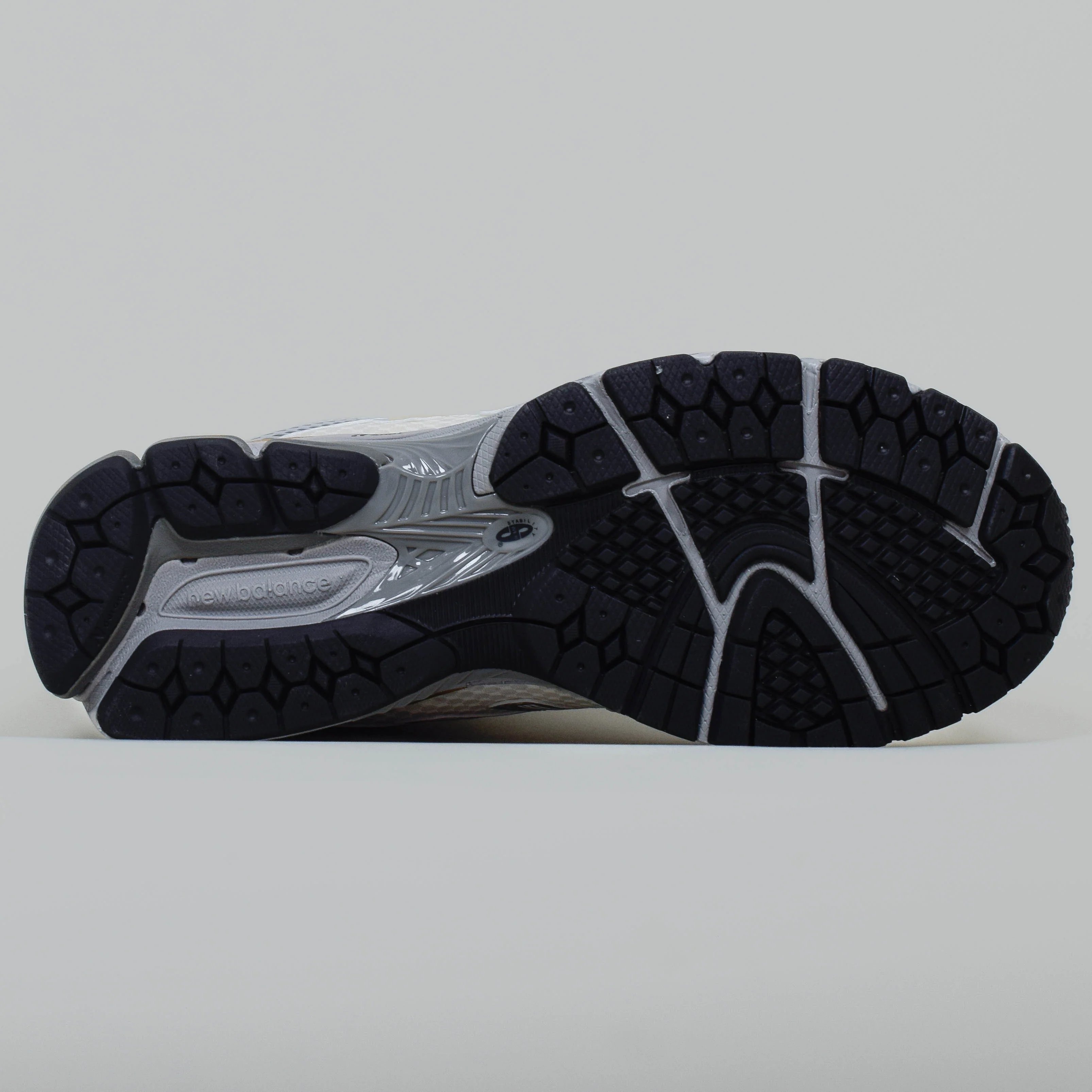 New Balance ML860SG2 - Sea Salt/Gold Metalic - Image 4