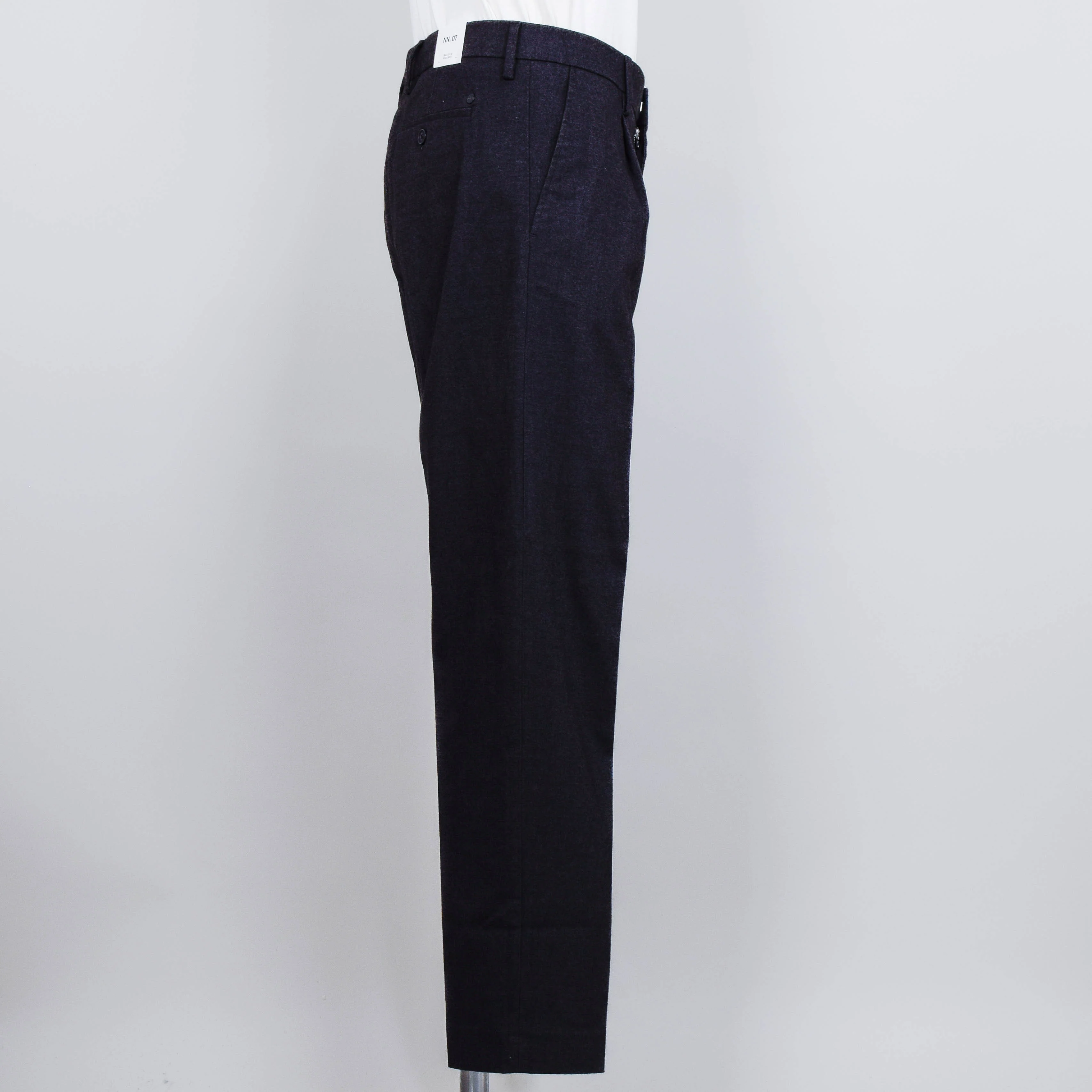 NN. 07 Bill 1067 - Black Multi - Image 2