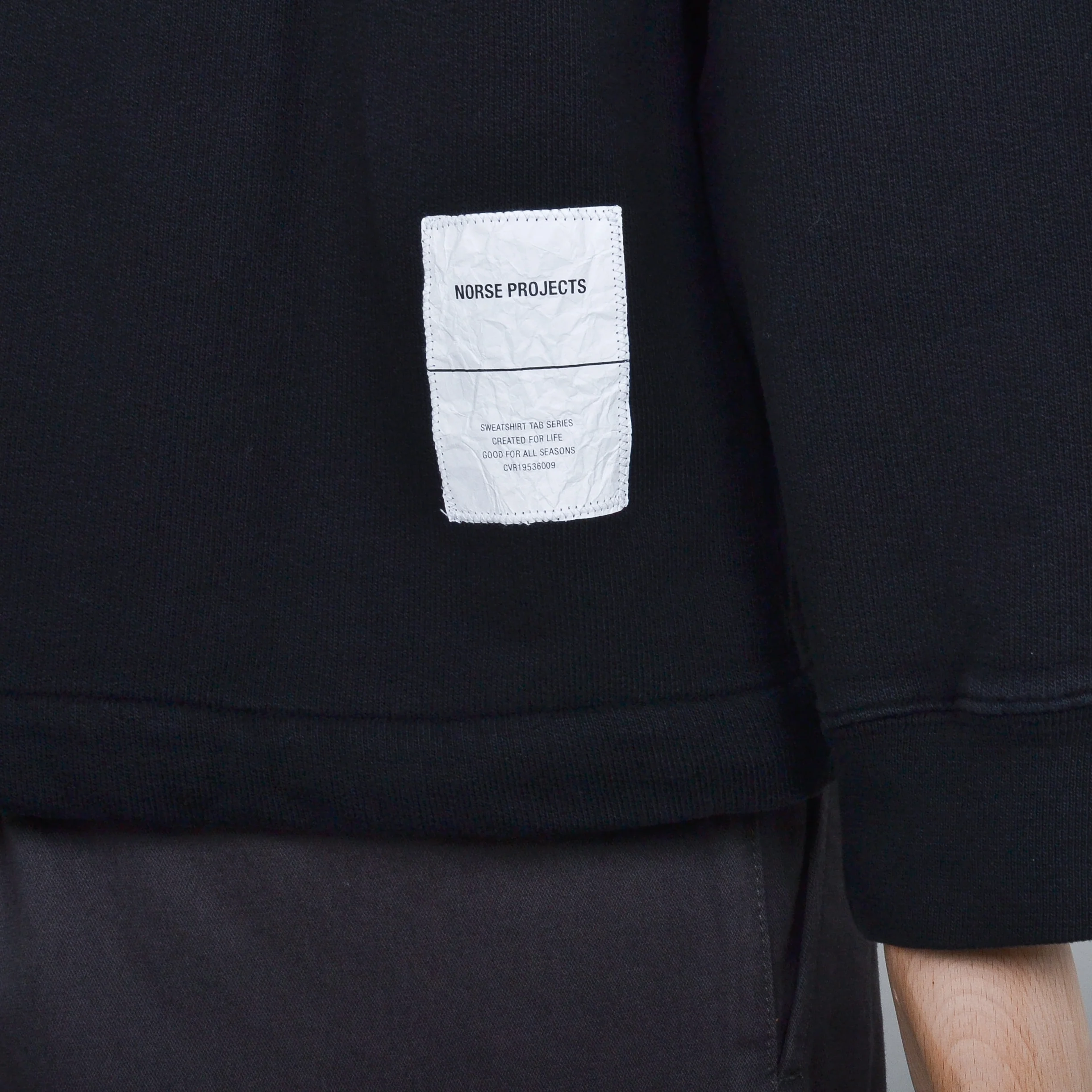 Norse Projects Fraser Tab Series Sweat - Black - Image 4