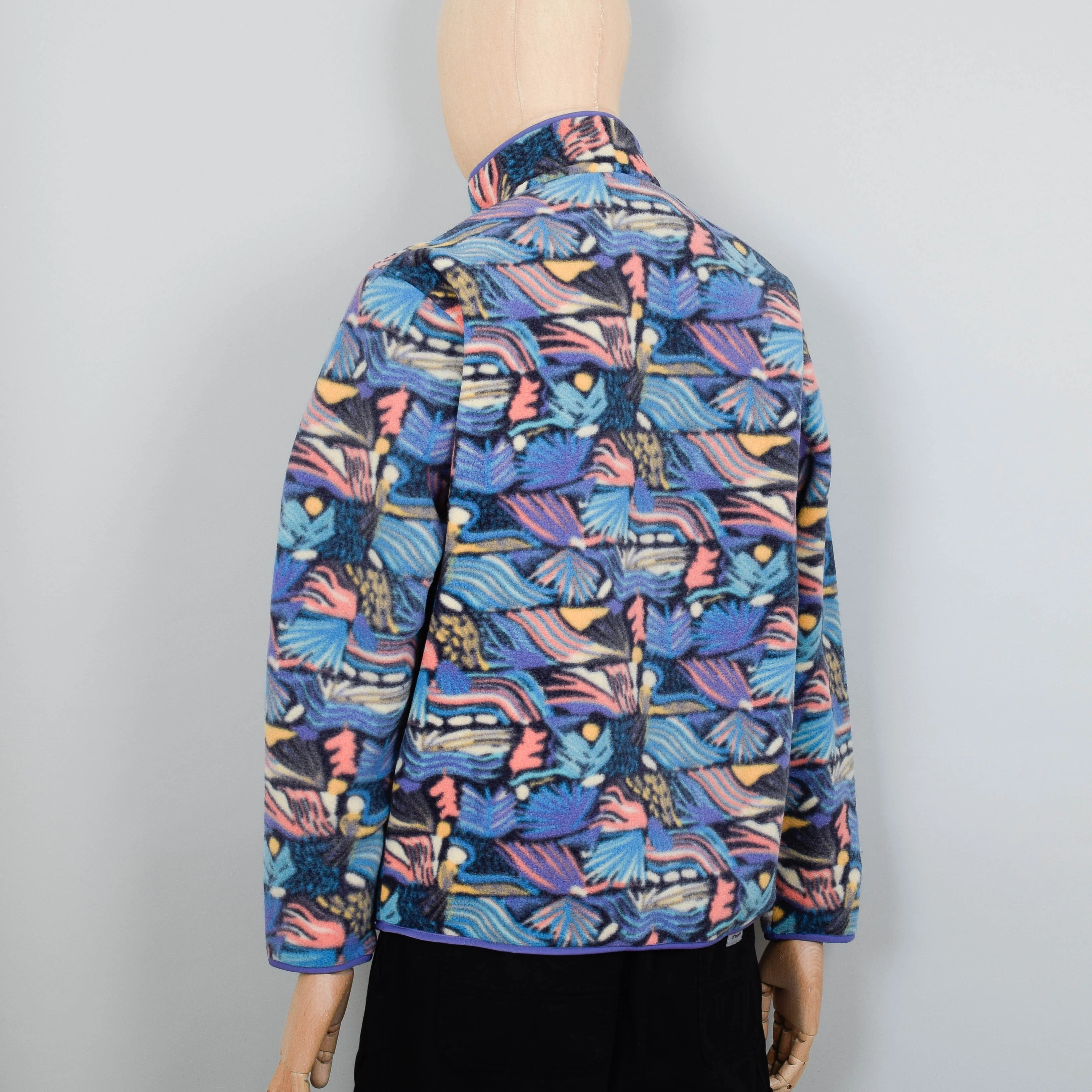 Patagonia LW Synch Snap-T Pullover - Joy Pitch Blue - Image 3