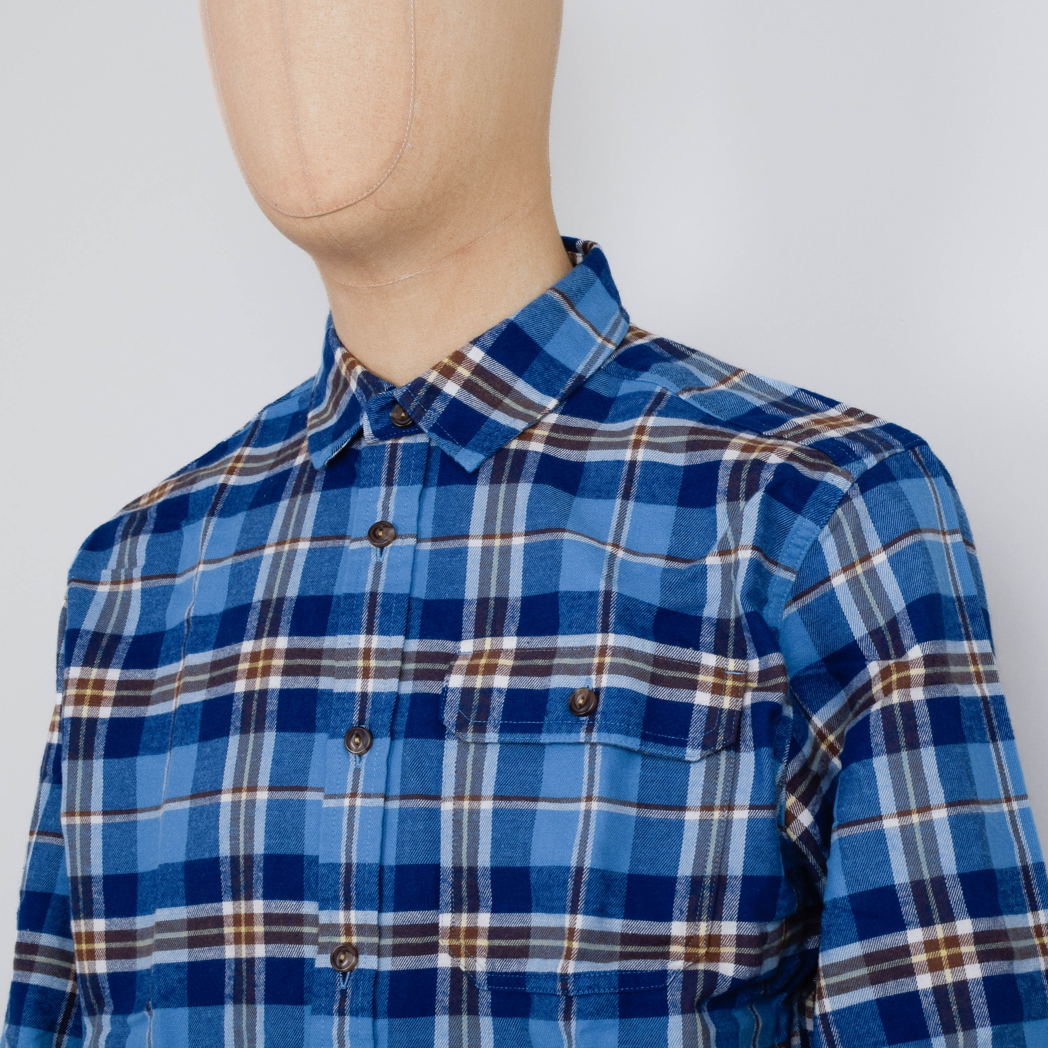 Patagonia M's L/S LW Fjord Flannel Shirt - Prime: Shore Blue - Image 2