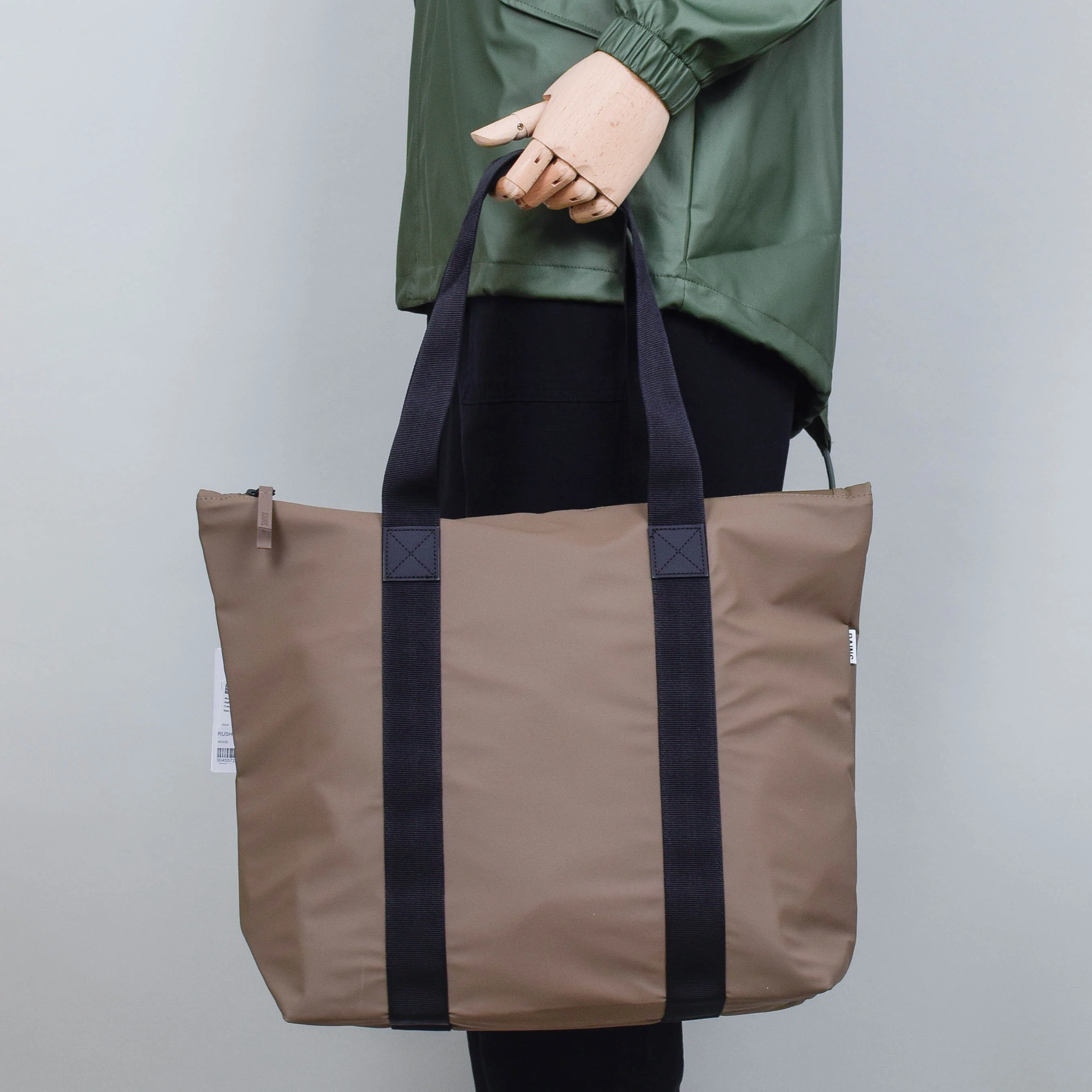 Rains Tote Bag Rush - Wood - Image 2