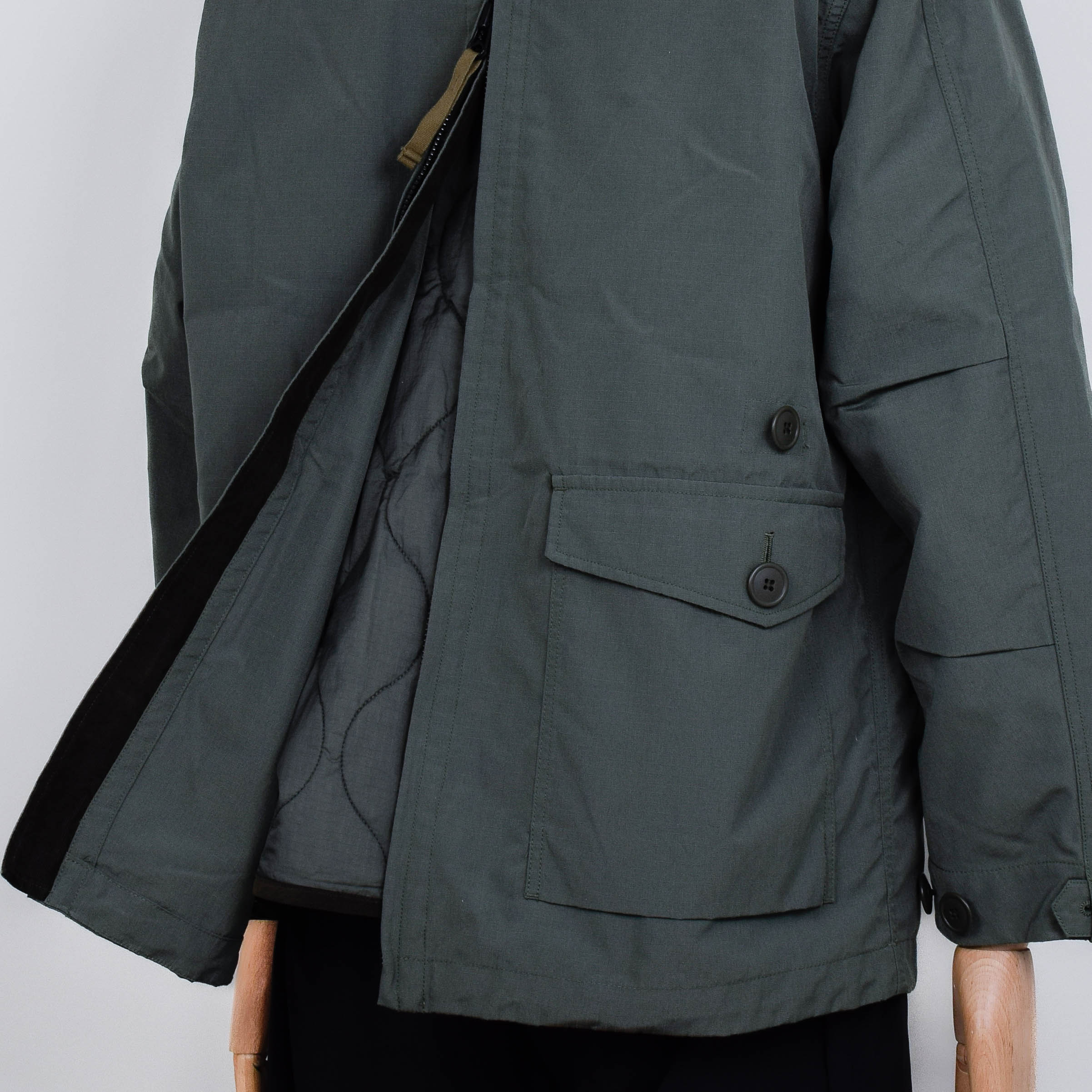 Snow Peak TAKIBI Ripstop Adjustable Fishtail Coat - Olive - Image 4