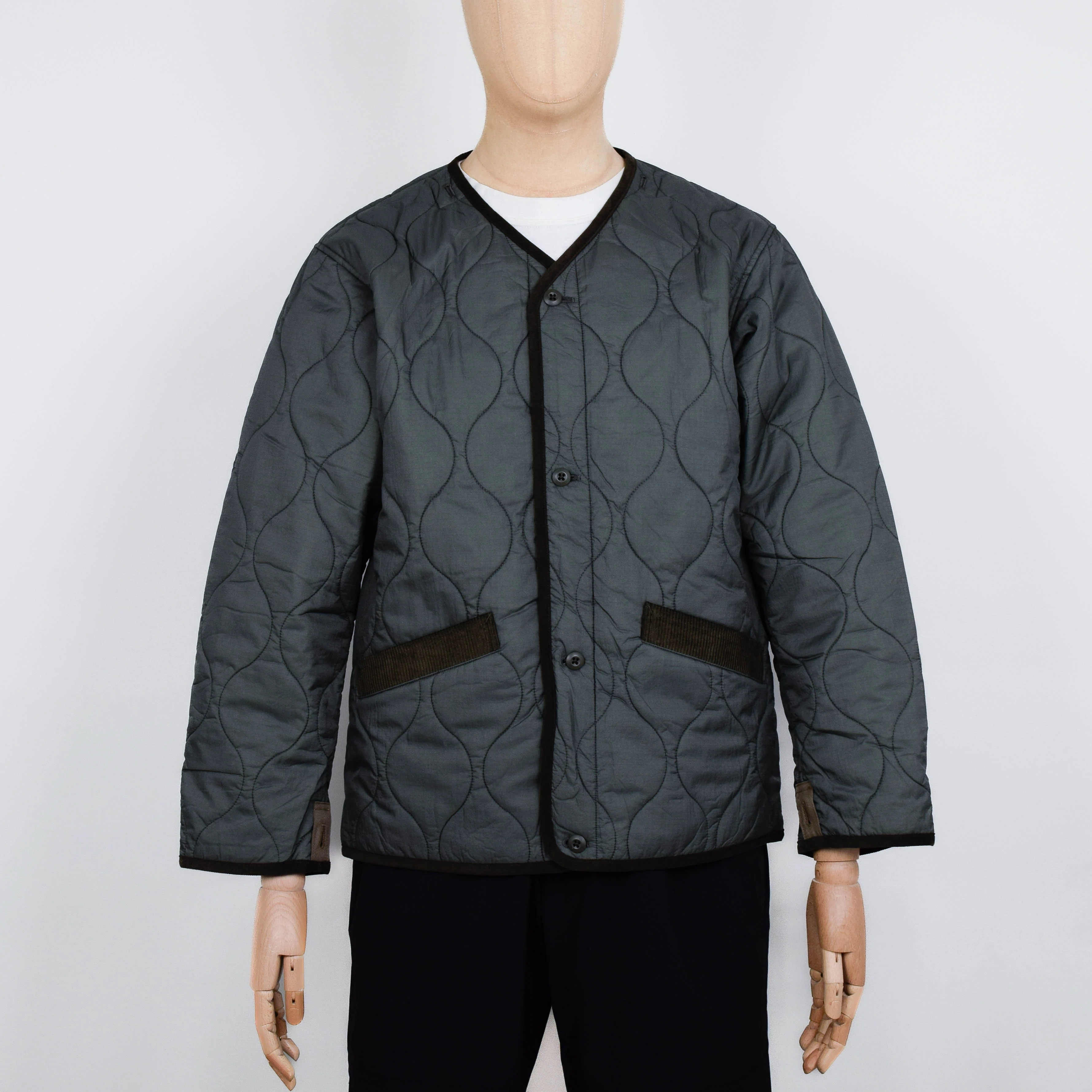 Snow Peak TAKIBI Ripstop Adjustable Fishtail Coat - Olive - Image 5