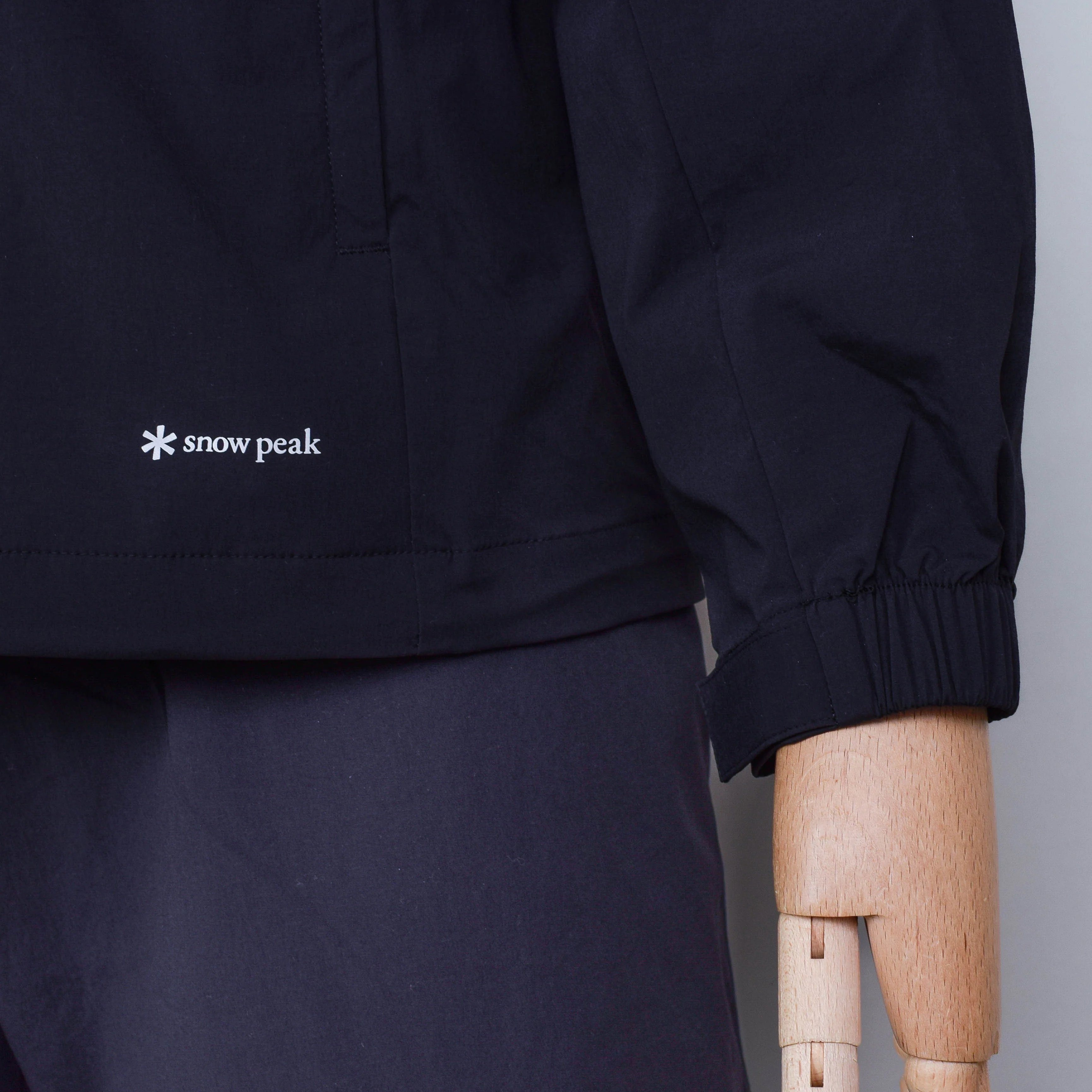 Snow Peak Standard Utility Parka - Black - Image 3